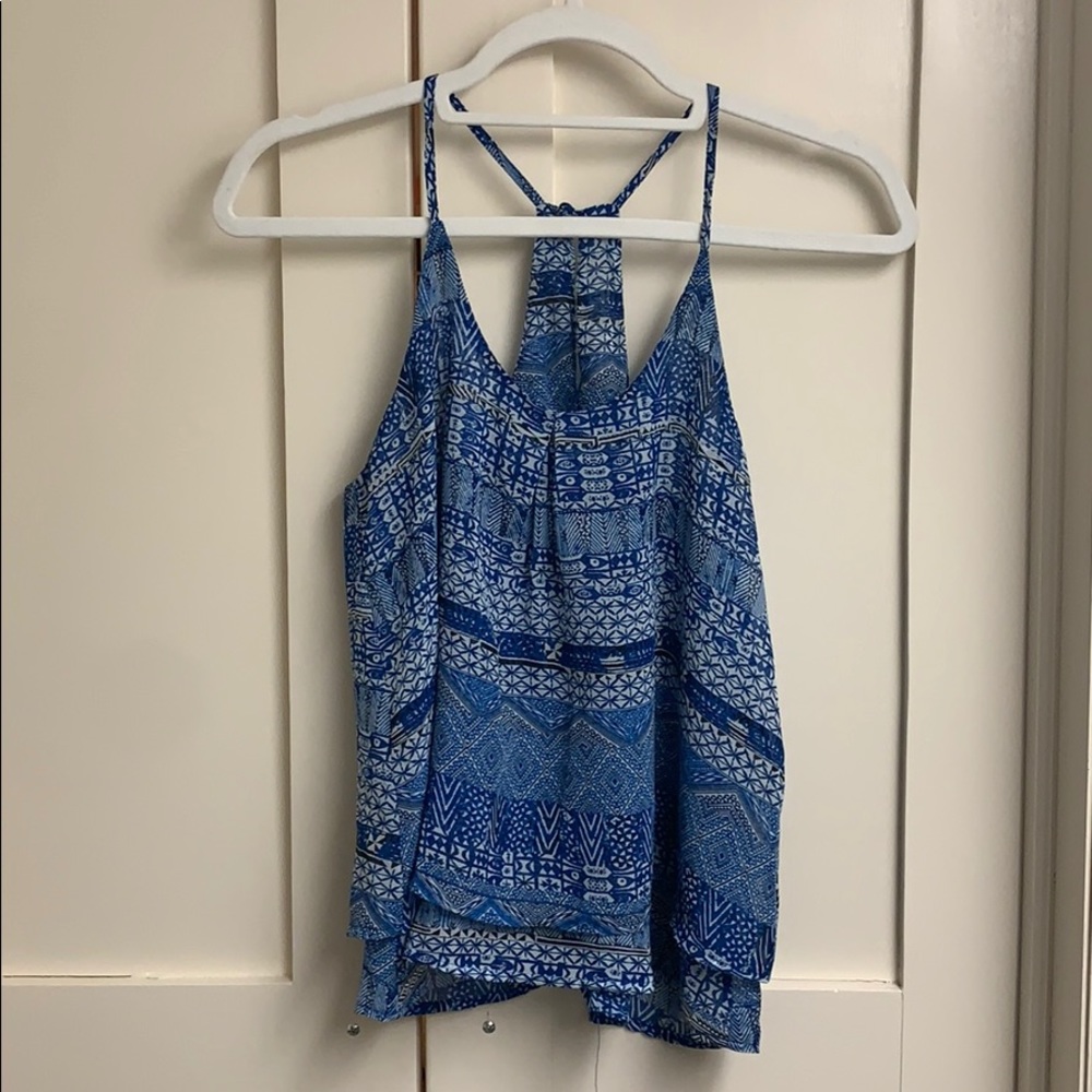 Super light and flowy Sun & Shadow tank